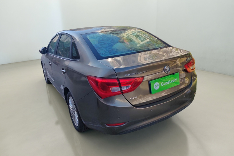 别克 英朗 2015款 15N 自动豪华型车身外观5