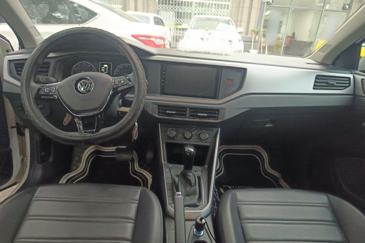 大众 Polo 2019款 Plus 1.5L 自动全景乐享版中控内饰7002