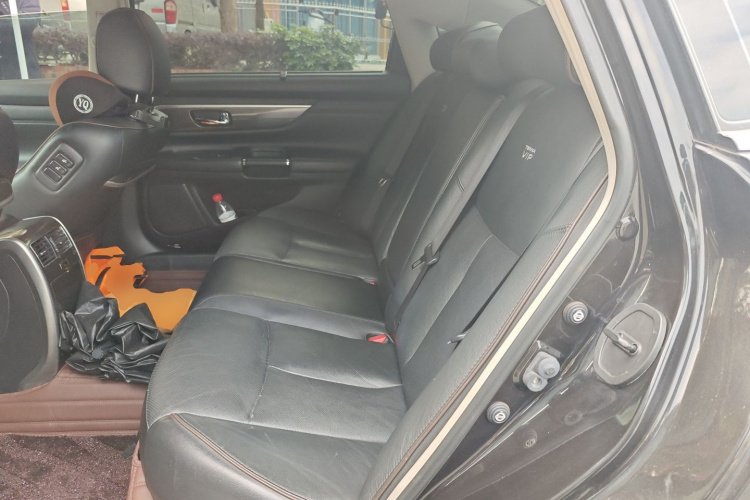 日产 天籁 2014款 公爵 2.5L XV尊享版中控内饰21