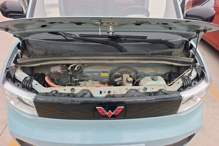 五菱汽车 宏光MINIEV 2020款 自在款 磷酸铁锂机舱底盘24