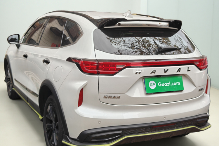 哈弗赤兔 2021款 激擎版 1.5T 黄金兔车身外观5