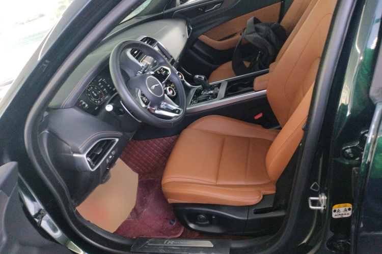 捷豹XEL 2022款 2.0T 250PS R-DYNAMIC S进取运动版局部细节19