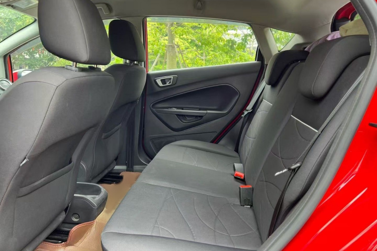 福特 嘉年华 2013款 两厢 1.5L 自动时尚型中控内饰7003