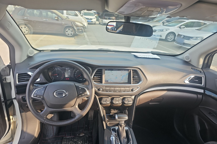 广汽传祺 传祺GS4 2015款 200T G-DCT豪华版中控内饰12