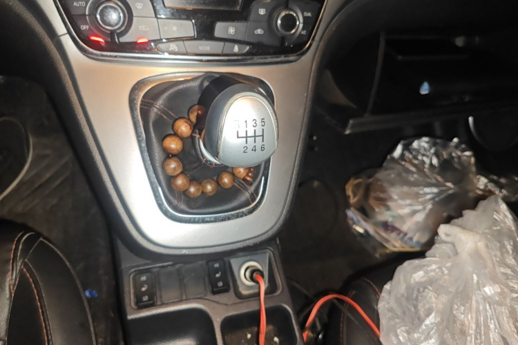 哈弗H6 2017款 蓝标 运动版 1.5T 手动两驱精英型局部细节18