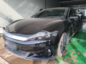 比亚迪 汉 2022款 EV 创世版 610KM四驱尊享型