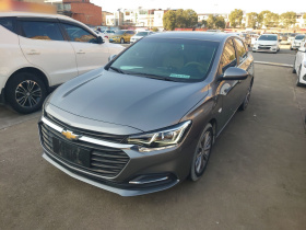 雪佛兰 科鲁泽 2022款 320 自动悦享天窗版