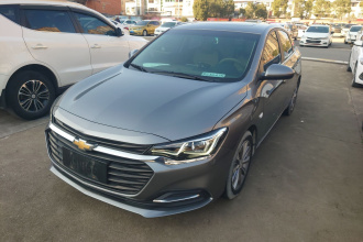 雪佛兰 科鲁泽 2022款 320 自动悦享天窗版