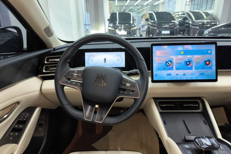 比亚迪 秦L 2024款 DM-i 120KM领先型中控内饰13