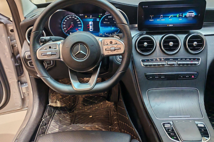 奔驰C级 2020款 改款 C 200 L 时尚型运动版局部细节16