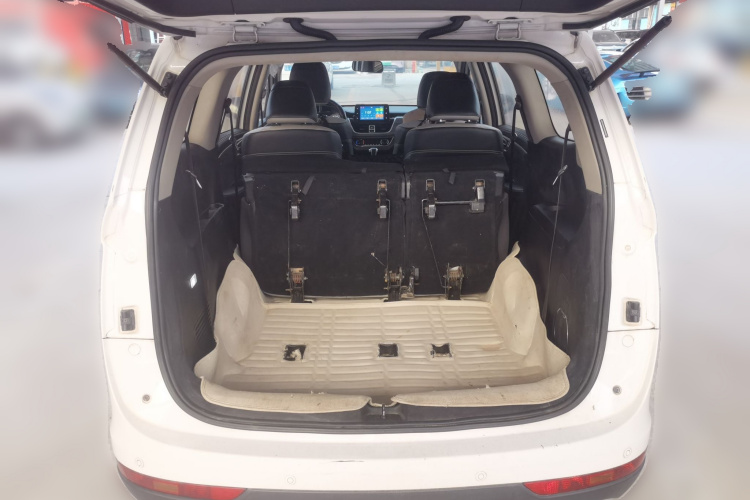 宝骏730 2017款 1.5T DCT旗舰型 7座 国V局部细节23