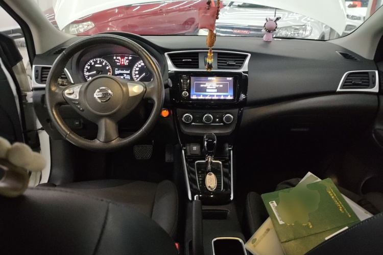 日产 轩逸 2018款 1.6XV CVT尊享版中控内饰12