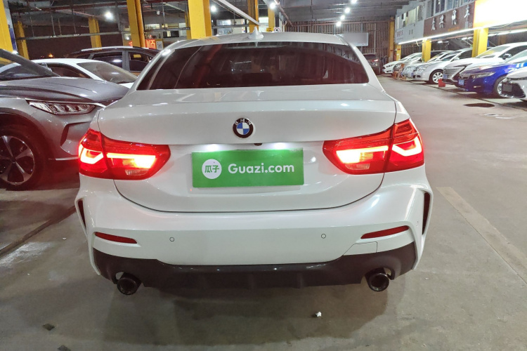 宝马1系 2021款 改款 120i M运动曜夜版车身外观6004