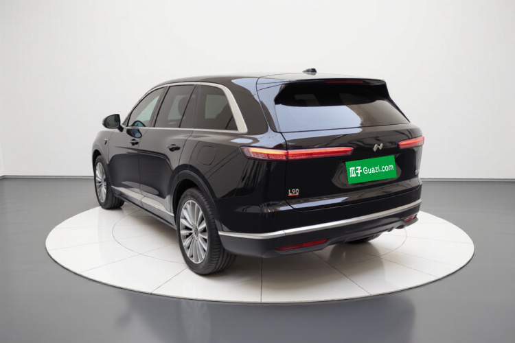 乐道L90 2025款 Ultra 六座版车身外观5