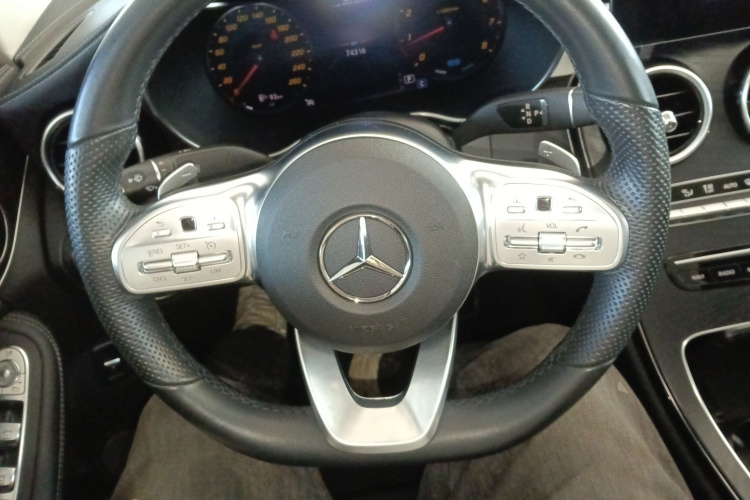 奔驰C级 2020款 C 260 L 运动版中控内饰13