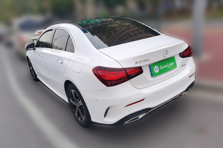 奔驰A级 2023款 A 200 L 时尚型车身外观6003