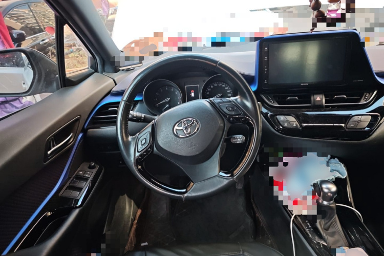 丰田 奕泽IZOA 2018款 2.0L 奕驰版 国V中控内饰13