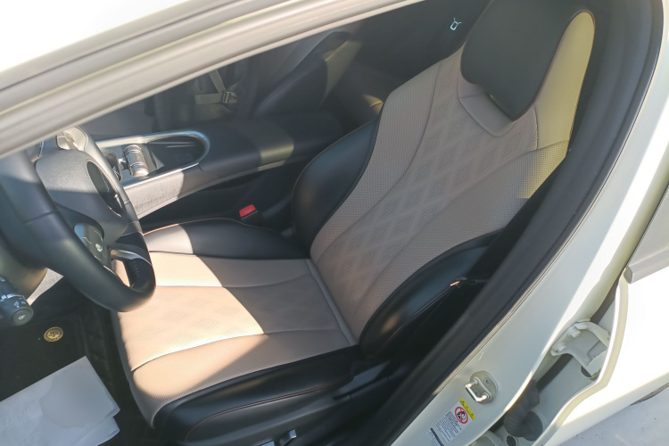 比亚迪 海豚 2023款 420km 时尚版中控内饰19