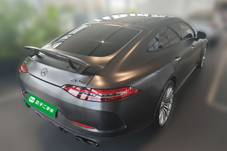奔驰 2023款 AMG GT 50 四门跑车车身外观7