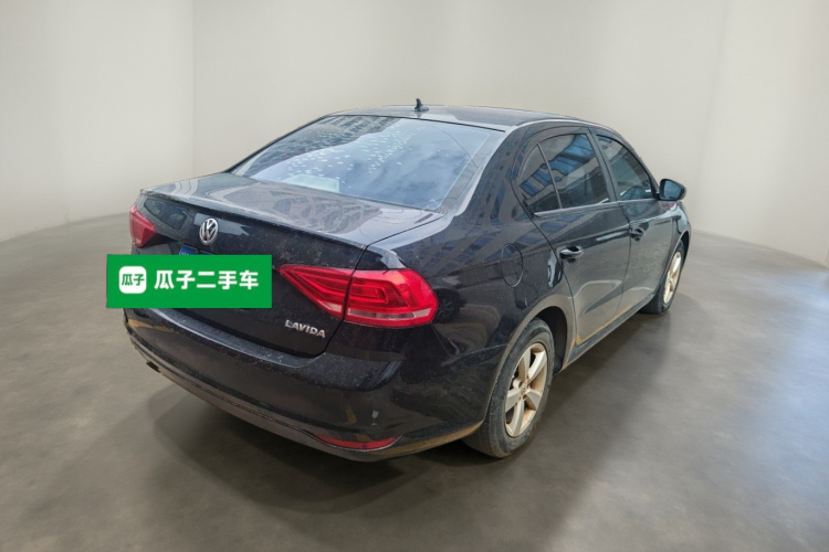 大众 朗逸 2015款 1.6L 手动风尚版车身外观7