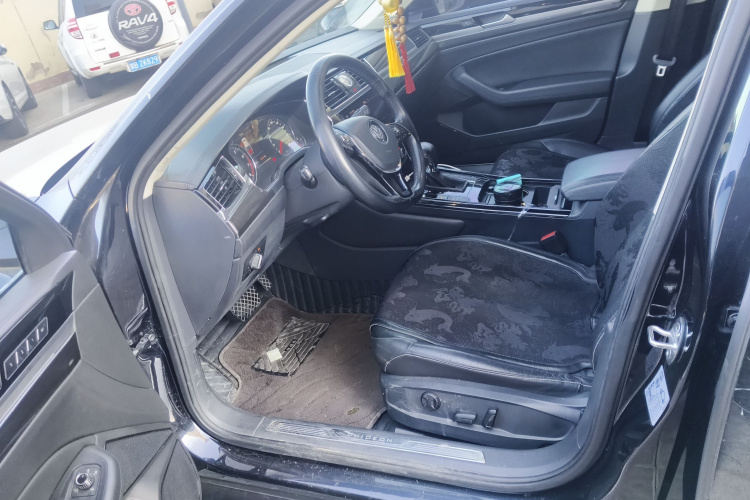 大众 辉昂 2018款 改款 380TSI 两驱商务版中控内饰19