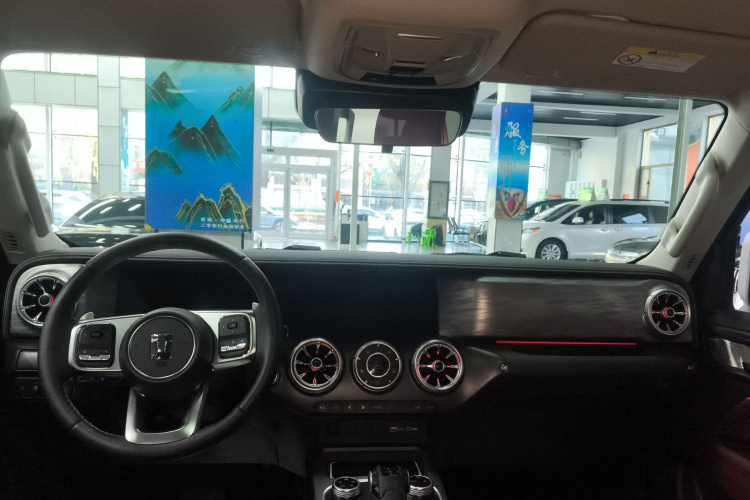 坦克300 2024款 2.0T 征服者中控内饰12