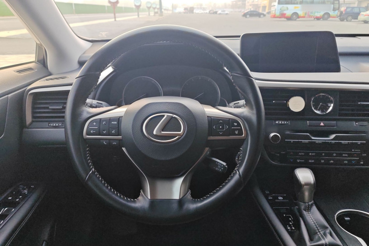 雷克萨斯RX 2016款 300 两驱精英版 国V中控内饰7004