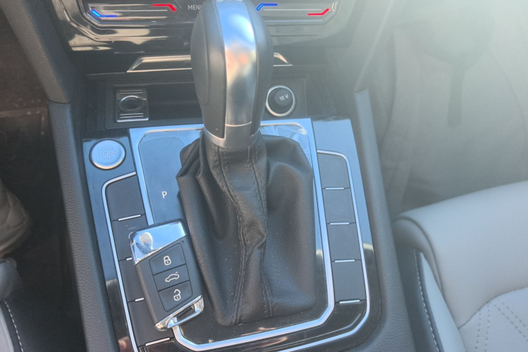 大众 迈腾 2023款 200万辆纪念版 330TSI DSG领先型局部细节18