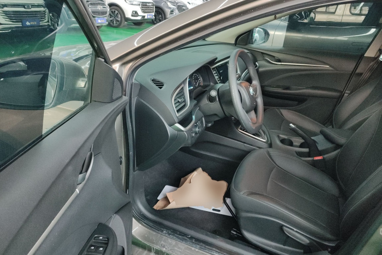 别克 英朗 2021款 1.3T 自动轻混动精英型中控内饰20