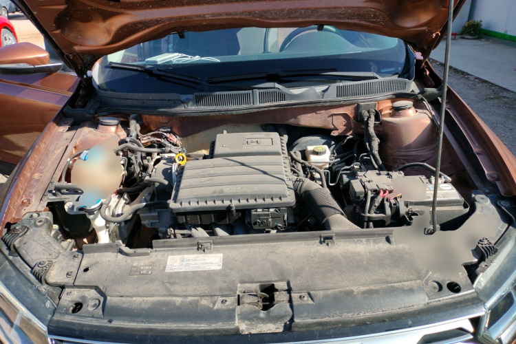 大众 C-TREK蔚领 2017款 1.6L 手动舒适型机舱底盘24