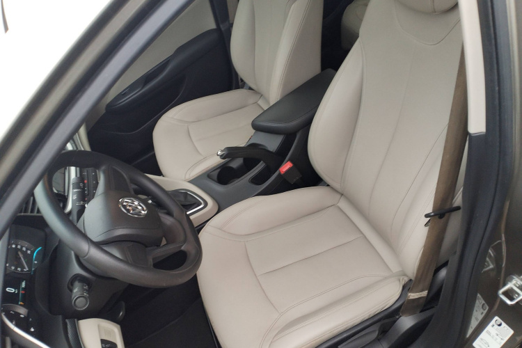 别克 英朗 2021款 典范 1.5L 自动精英型局部细节19