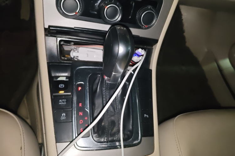 大众 迈腾 2013款 1.8TSI 领先型局部细节18