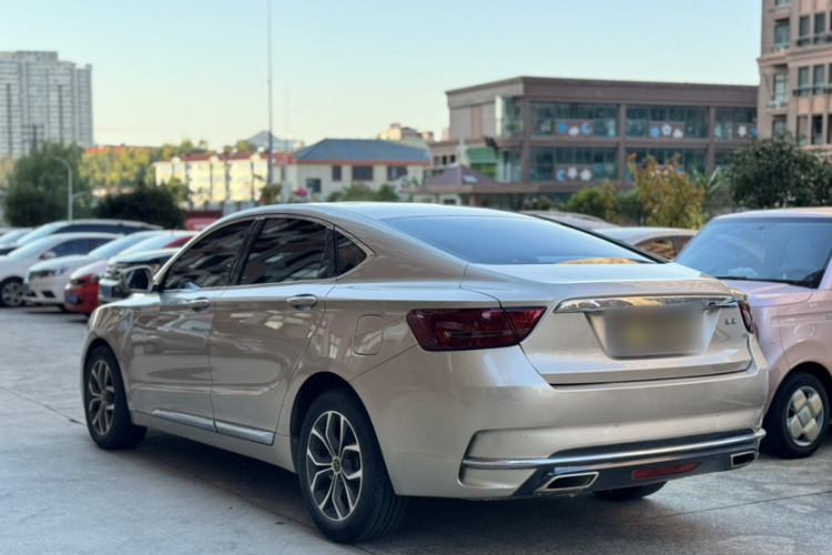 吉利汽车 博瑞 2017款 2.4L 尊雅型车身外观6003