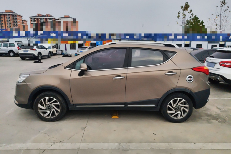 江汽集团 瑞风S3 2016款 1.5L CVT豪华型车身外观4