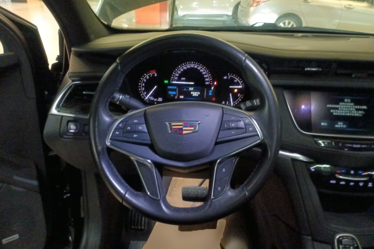 凯迪拉克XT5 2018款 28E 四驱技术型中控内饰13