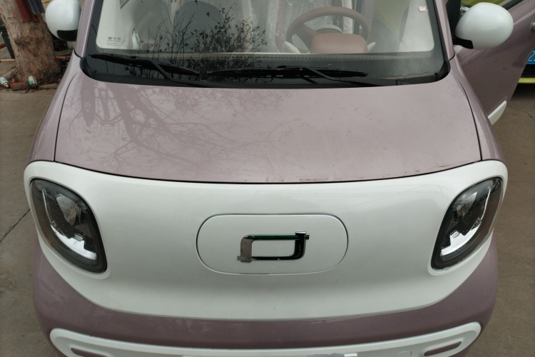 奔腾小马 2026款 222km 萌趣马 Plus机舱底盘24