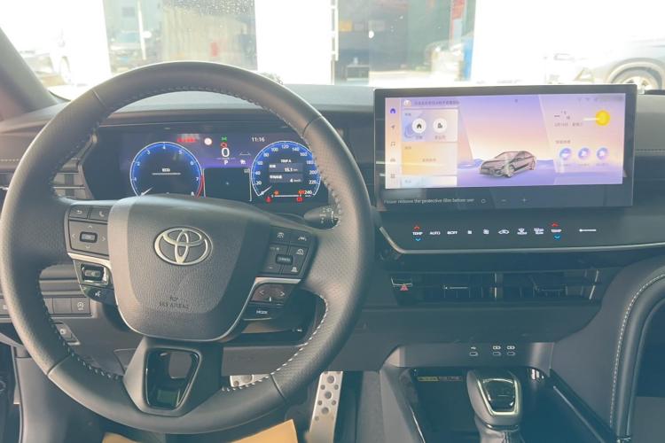 丰田 凯美瑞 2024款 2.0S 运动版中控内饰7003