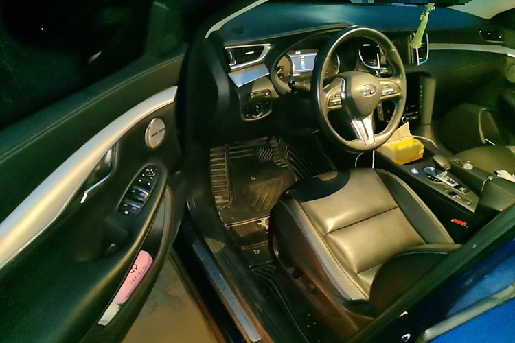 英菲尼迪QX50 2018款 2.0T 四驱菁英版中控内饰7003