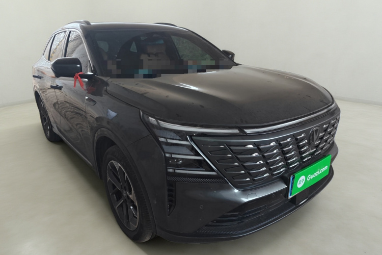 长安CS75 PLUS 2025款 第四代 1.5T 新蓝鲸 智慧旗舰型车身外观3