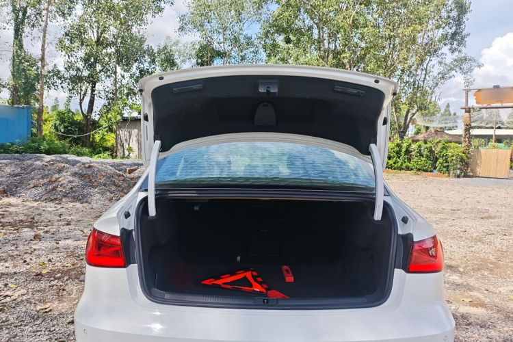 奥迪A3 2015款 Limousine 40 TFSI 自动舒适型局部细节23