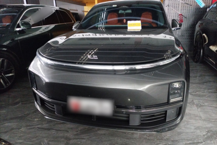理想汽车 理想L8 2024款 Pro车身外观2