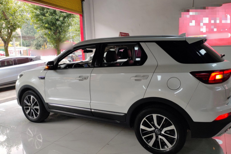 长安CS55 2018款 1.5T 自动炫动型 国V车身外观4