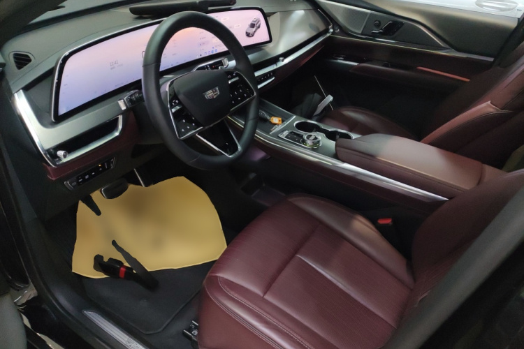 凯迪拉克XT5 2025款 2.0T 铂金型中控内饰19