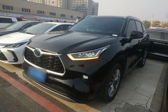 丰田 汉兰达 2023款 2.5L智能电混双擎四驱尊贵版 7座