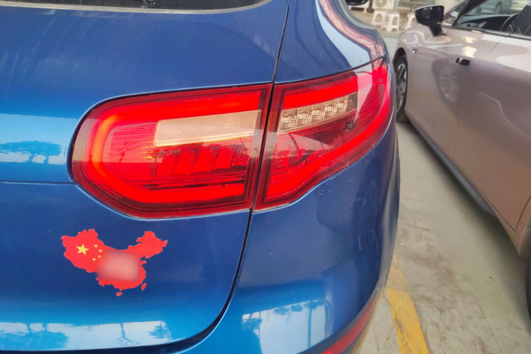 众泰SR9 2017款 2.0T 自动极致之光版车身外观6006