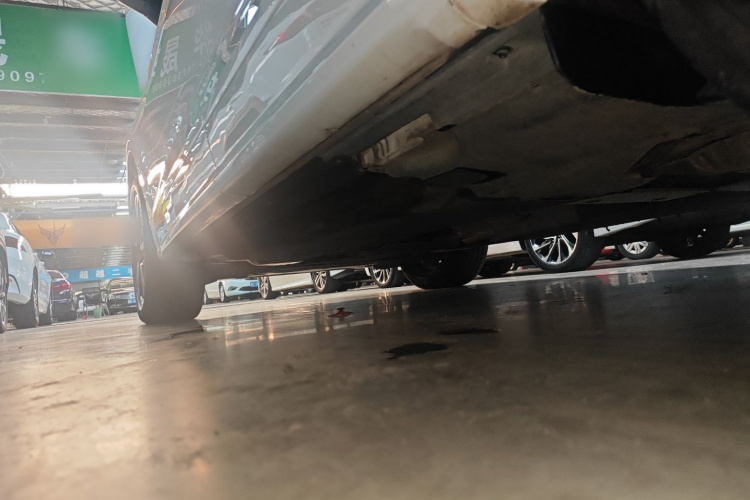 奥迪Q5L 2020款 改款 40 TFSI 荣享时尚型局部细节9002