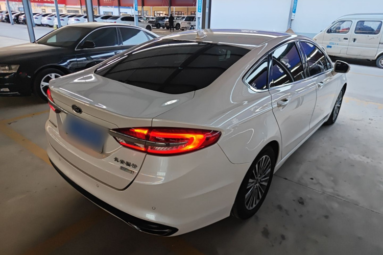 福特 蒙迪欧 2017款 EcoBoost 180 豪华型车身外观6005