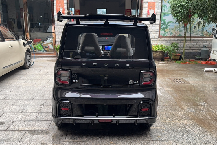 吉利汽车 2025款 210km 熊猫卡丁车身外观6004