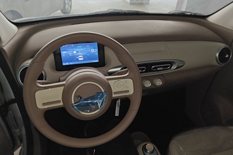 五菱汽车 宏光MINIEV 2025款 四门版 进阶款中控内饰7002