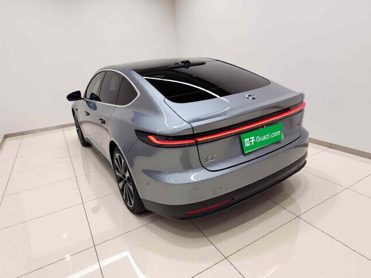 蔚来ET7 2024款 75kWh 行政签名版(3)